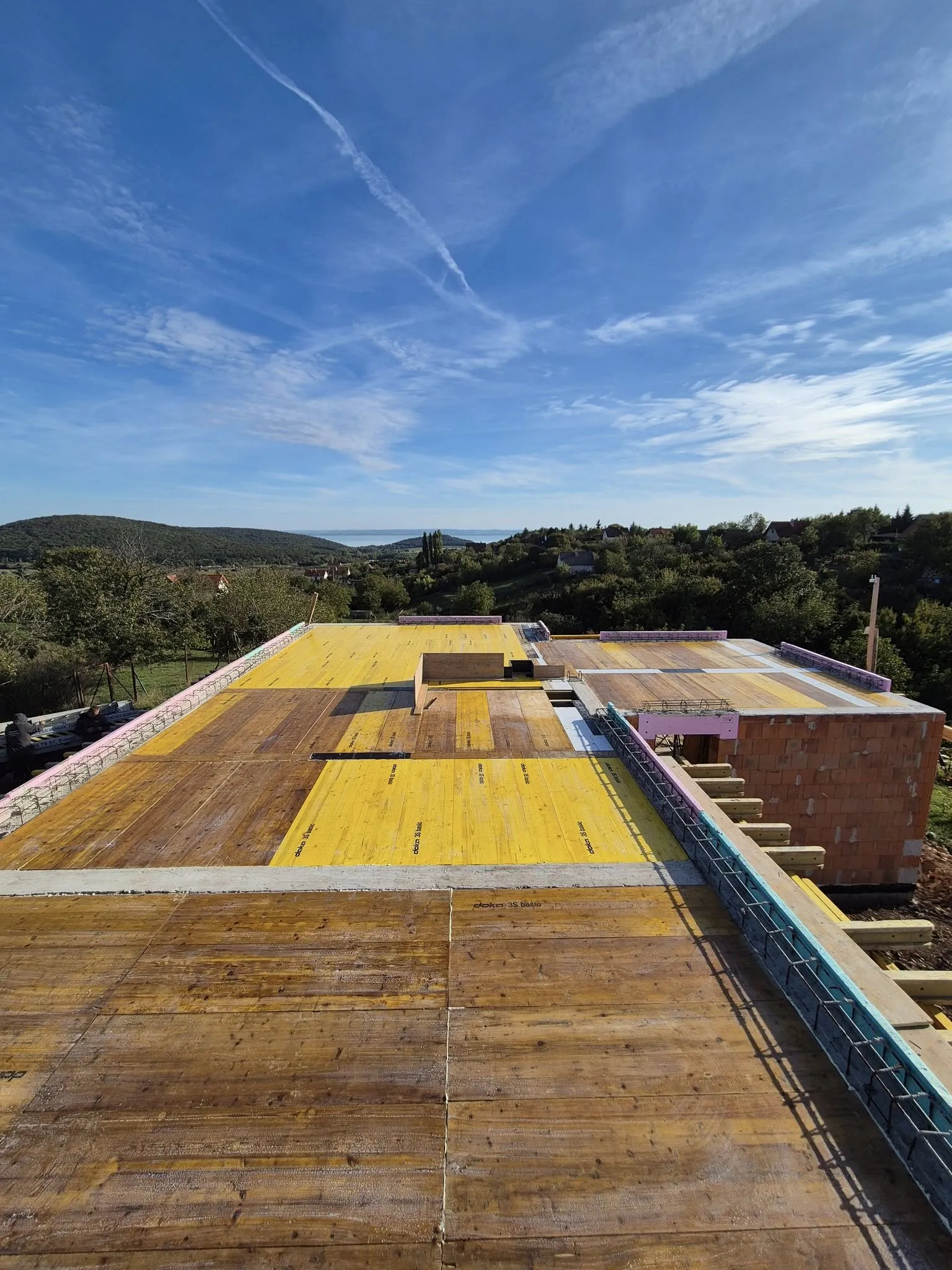 Vasbeton szerkezet Veszprémben — 100. kép