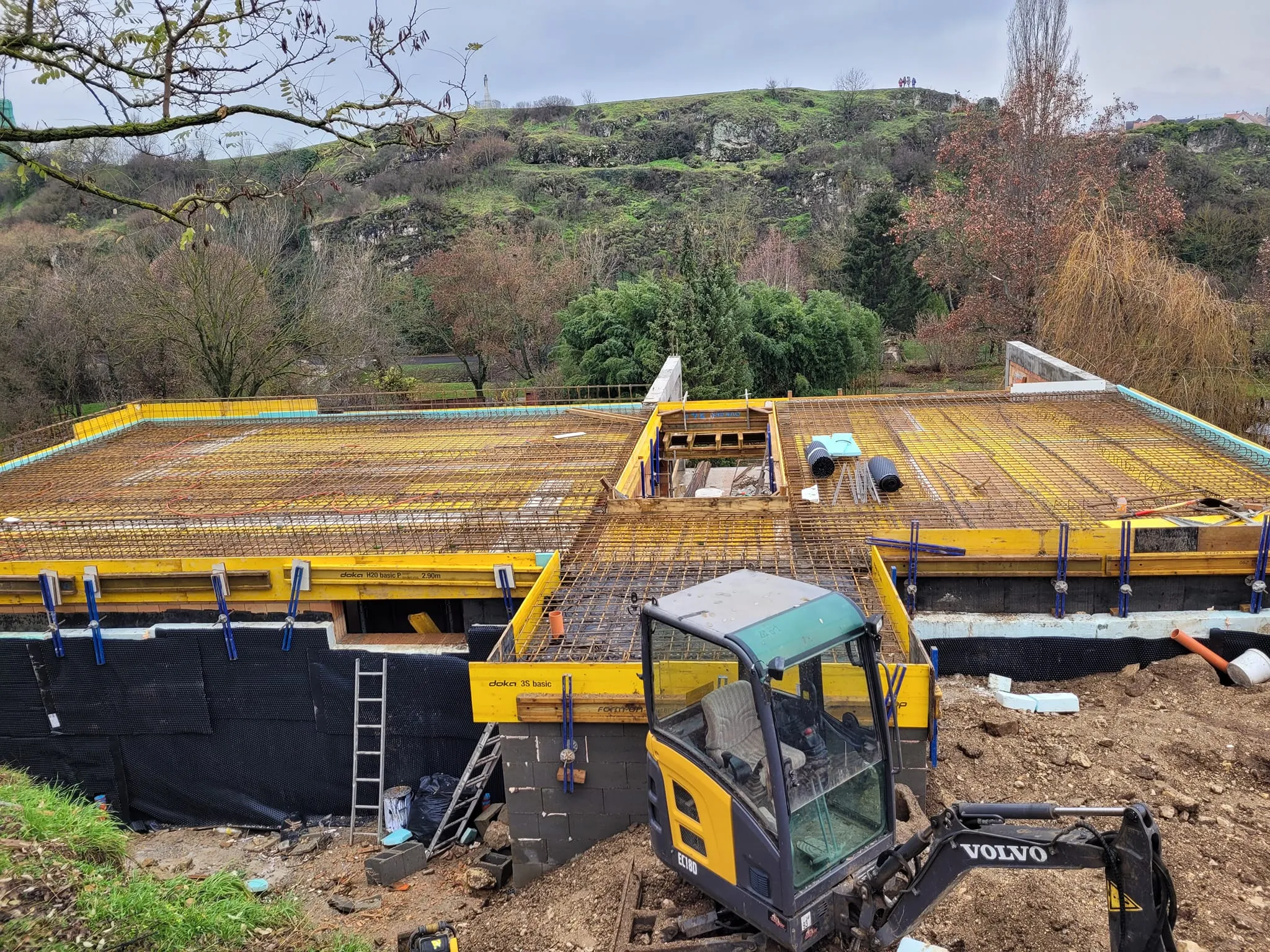 Monolit vasbeton szerkezet Veszprémben — Virág Gábor Építő Bt.