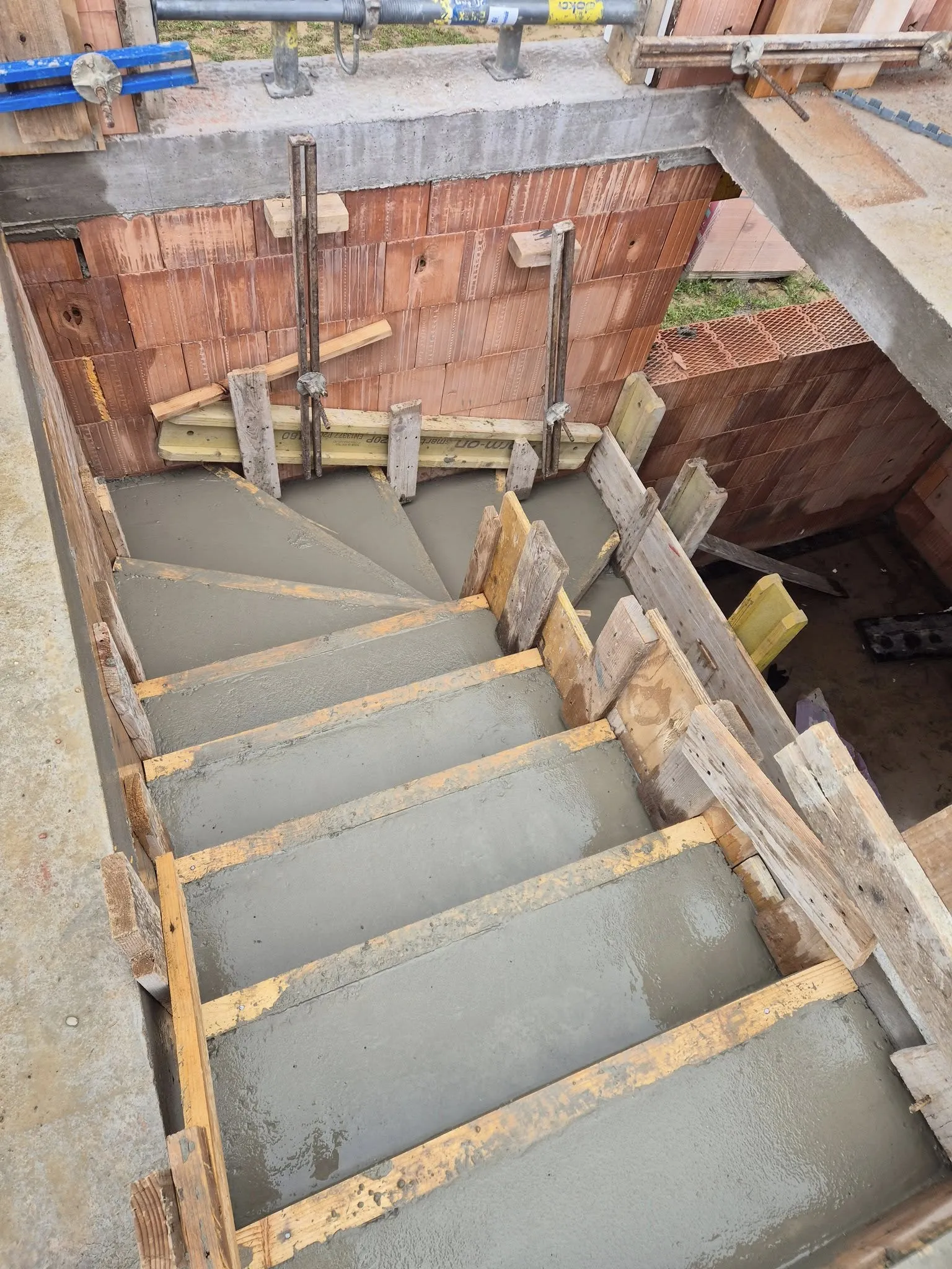 Vasbeton szerkezet Veszprémben — 157. kép