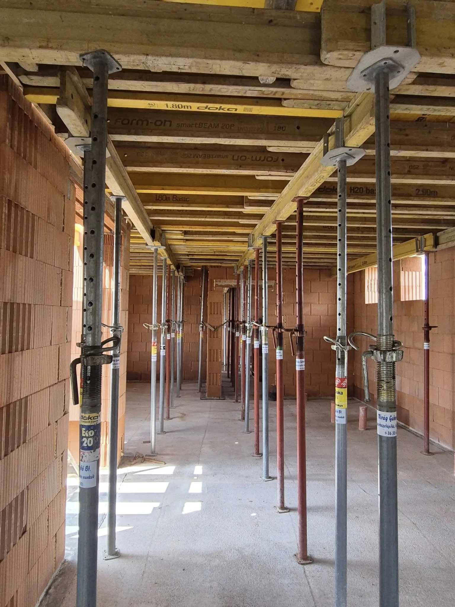 Vasbeton szerkezet Veszprémben — 166. kép