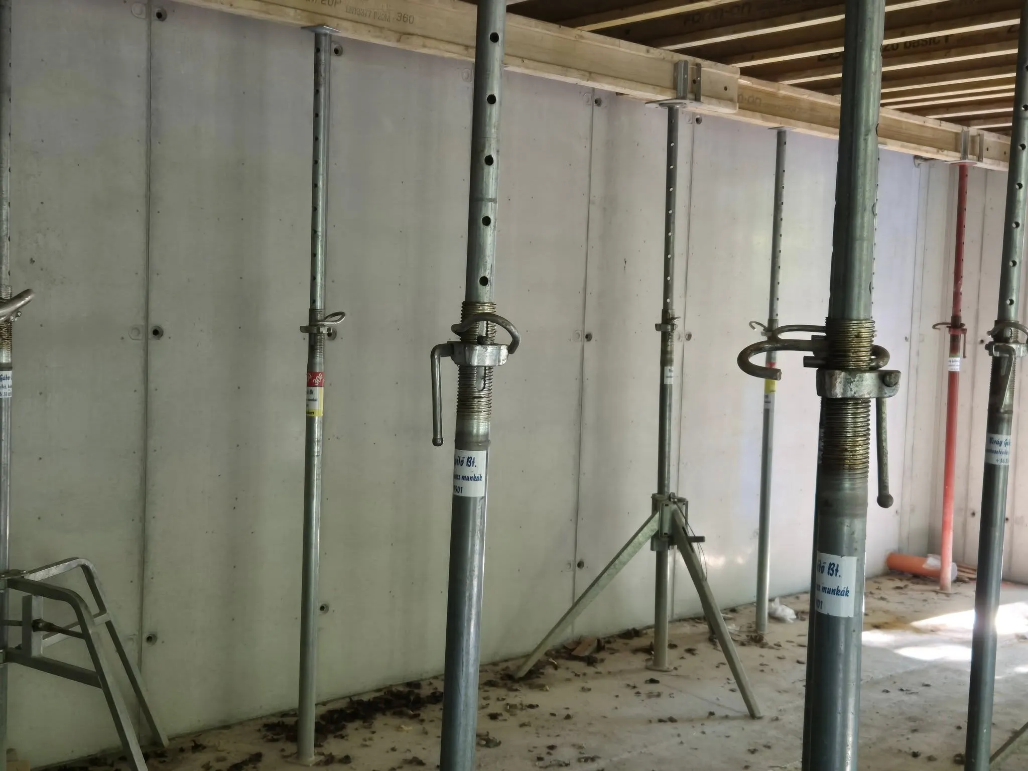 Vasbeton szerkezet Veszprémben — 206. kép