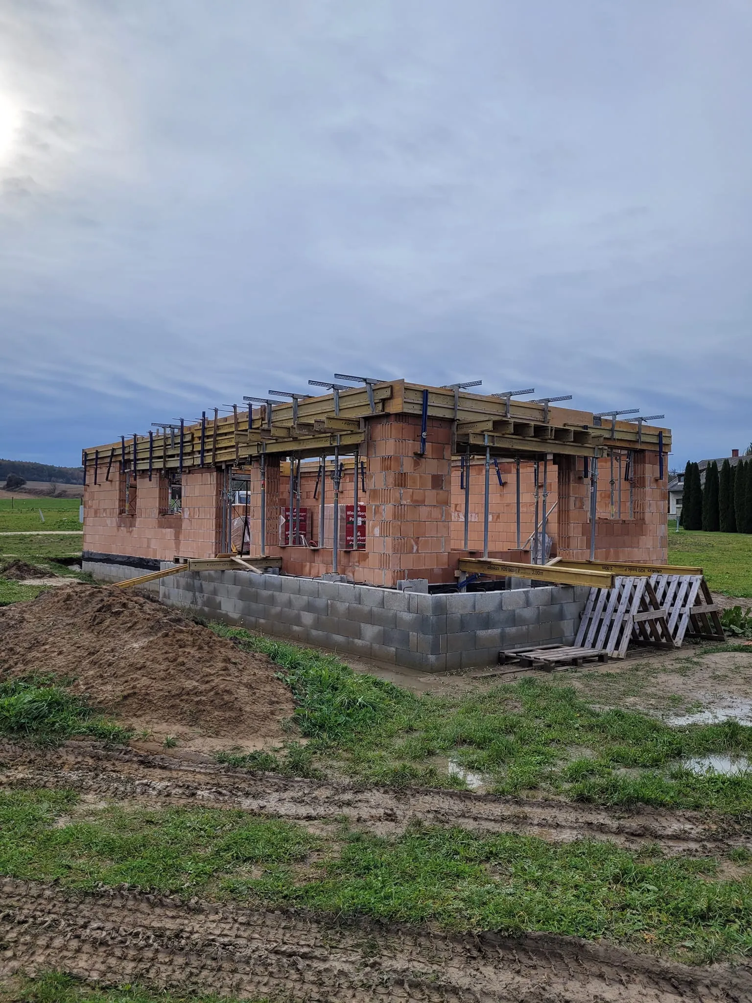 Vasbeton szerkezet Veszprémben — 95. kép